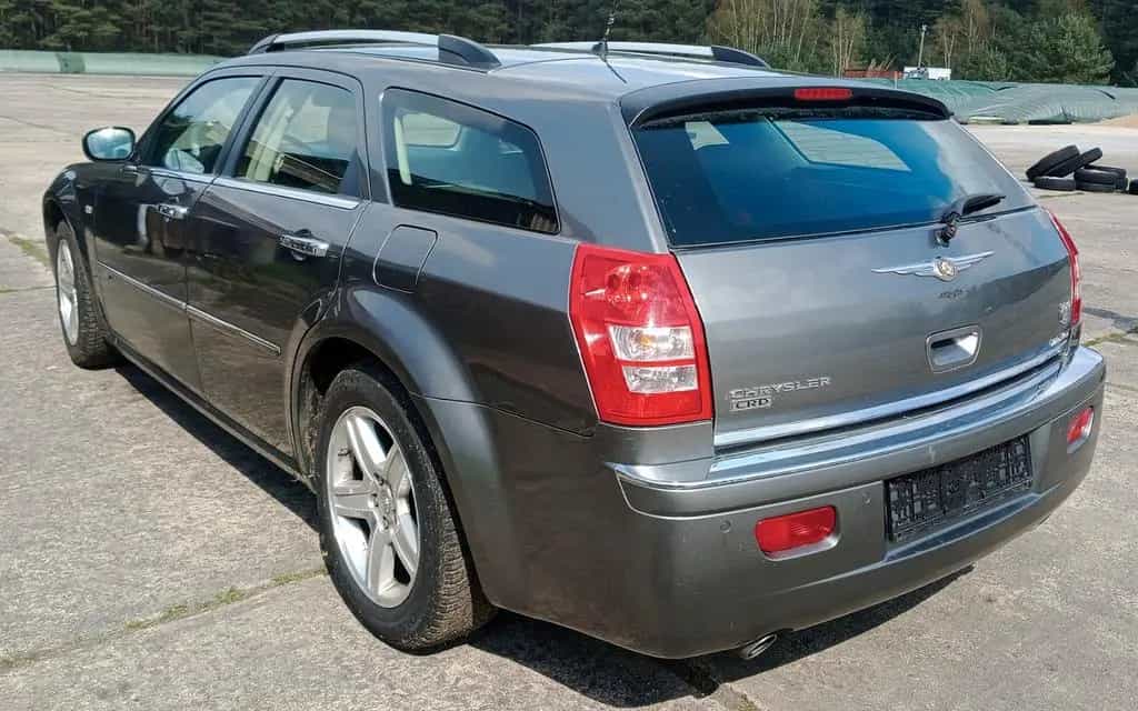 Chrysler 300C Touring 3.0 CRD Autom. - 04/2009-photo-4