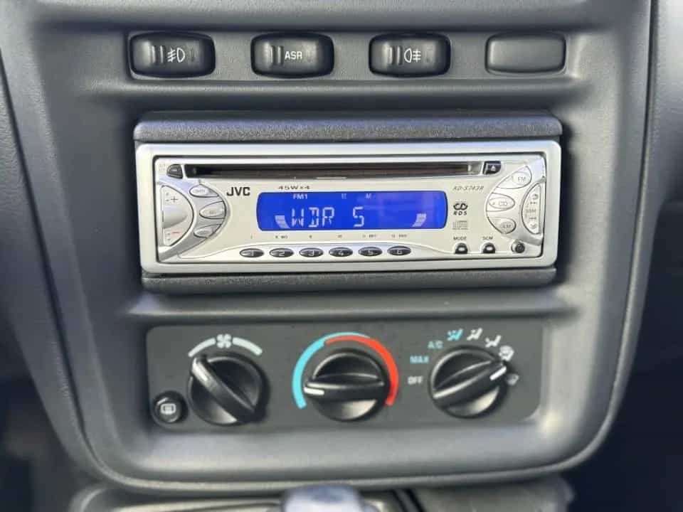 Chevrolet Camaro Targa 3.8 deutsches Fzg erst 83.400 KM 09/2000-photo-10