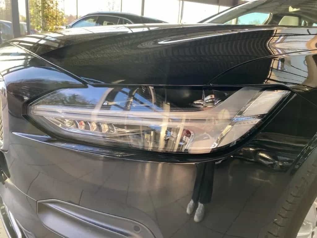 Volvo V90 Kombi B4 DAB+TOTWINKEL+AHK+LEDER+NAVI+AUT. 06/2022-photo-1