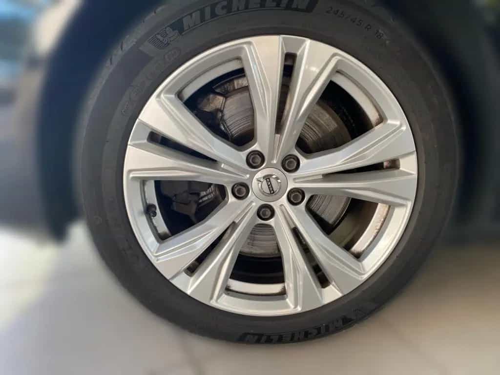 Volvo V90 Kombi B4 DAB+TOTWINKEL+AHK+LEDER+NAVI+AUT. 06/2022-photo-2