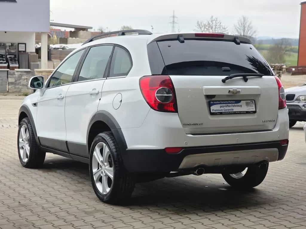 Chevrolet Captiva 2.2 D LT |7 SITZER|NAVI|TEMPOMAT|KAMERA 02/2012-photo-7