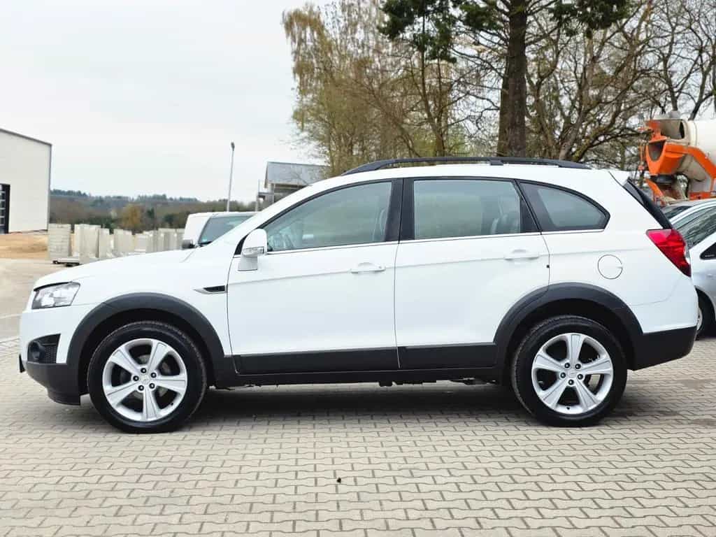 Chevrolet Captiva 2.2 D LT |7 SITZER|NAVI|TEMPOMAT|KAMERA 02/2012-photo-8