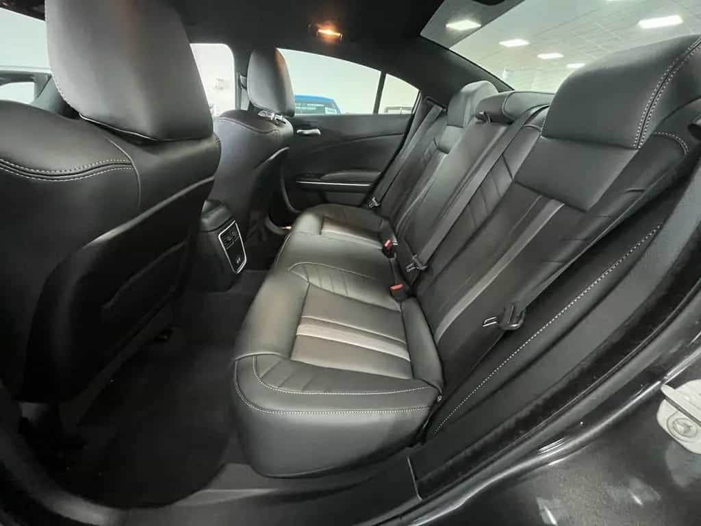 Dodge Charger RT 5,7l V8 *SHZ / AUT / LEDER* 12/2022-photo-11