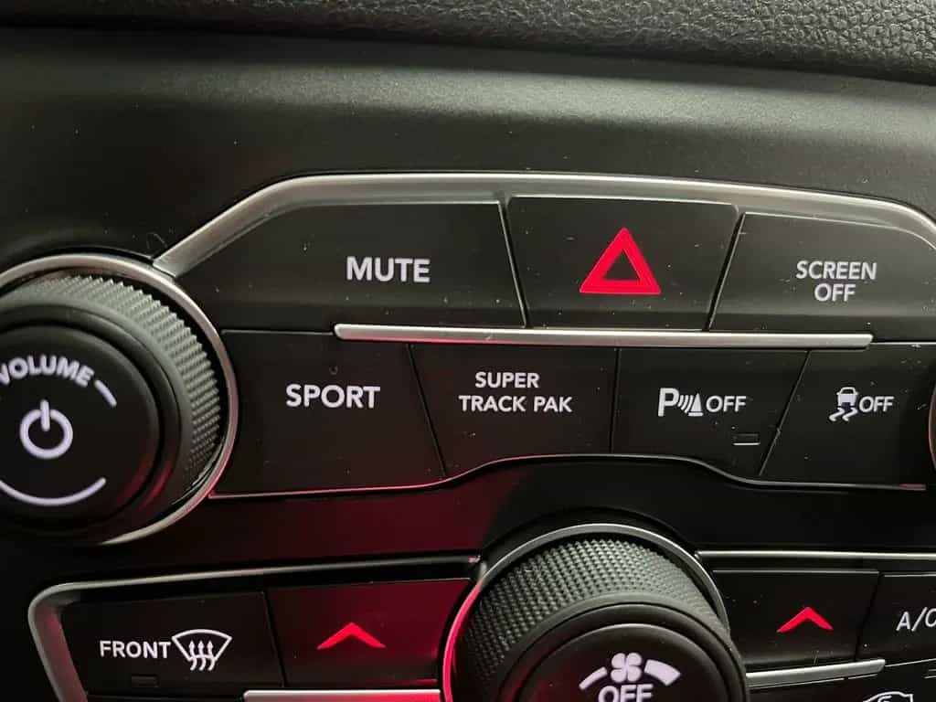 Dodge Charger RT 5,7l V8 *SHZ / AUT / LEDER* 12/2022-photo-17
