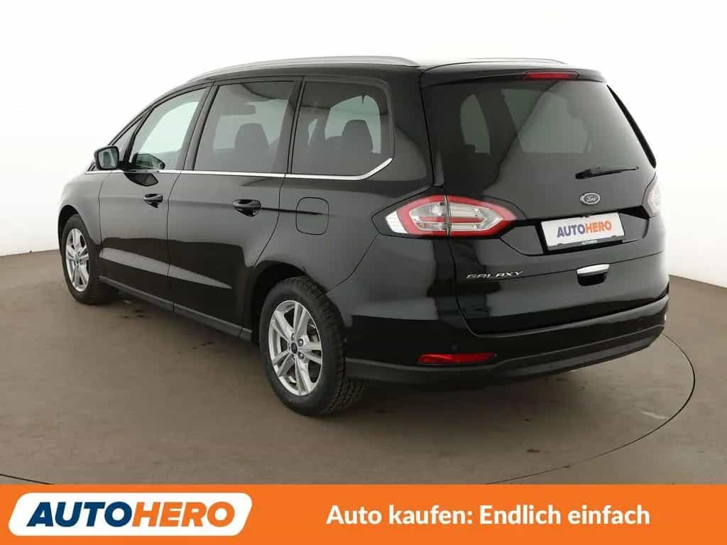 Ford Galaxy 2.0 TDCi EcoBlue Titanium*7-SITZER*NAVI* 12/2018-photo-3