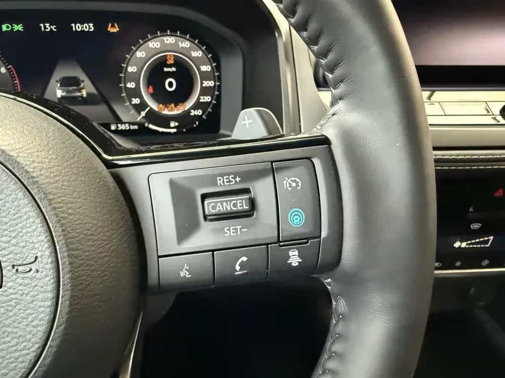 Nissan Qashqai Tekna Black Ed. Autom., *Leder *ACC *LED 04/2025-photo-21