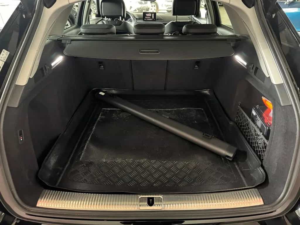 Audi A4 35 TFSI S-tronic Sport AHK Pano LED Navi 05/2019-photo-10