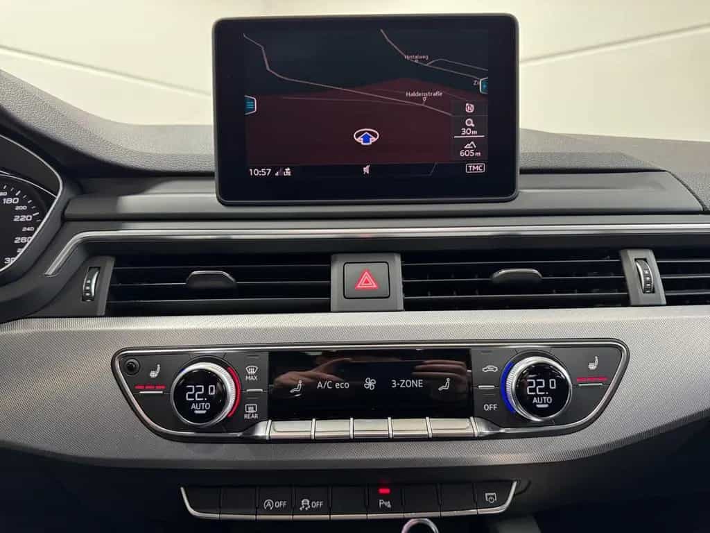 Audi A4 35 TFSI S-tronic Sport AHK Pano LED Navi 05/2019-photo-13