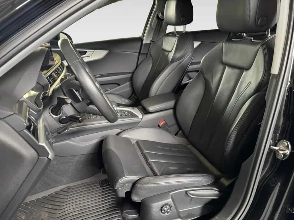 Audi A4 35 TFSI S-tronic Sport AHK Pano LED Navi 05/2019-photo-7