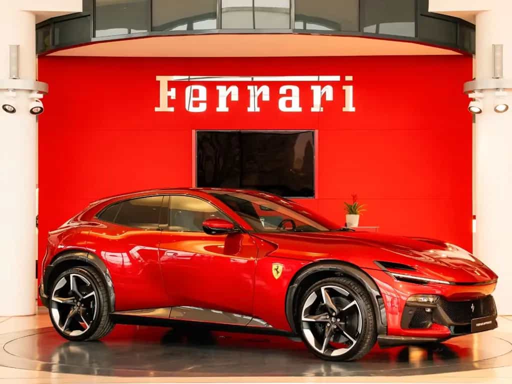 Ferrari Purosangue ATELIER*Panoramadach*Carb*Rundumsicht 08/2024-photo-8