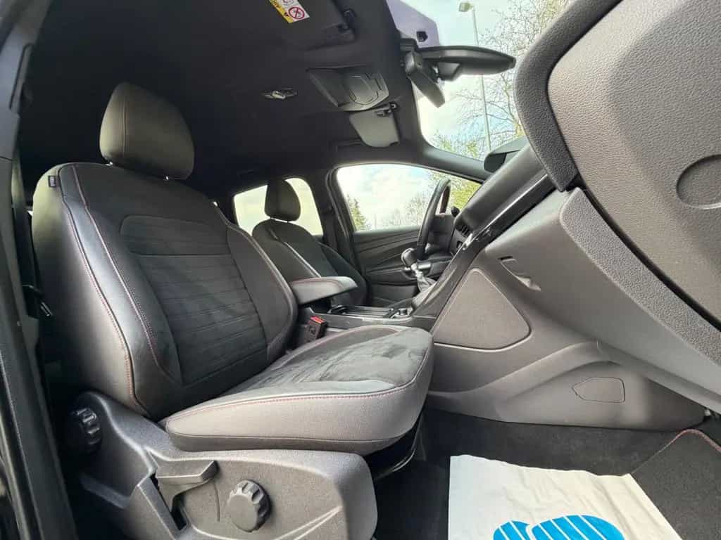 Ford Kuga ST-Line KAMERA/AMBIENTE/LED/LEDER/KEYLESS/ 12/2019-photo-33