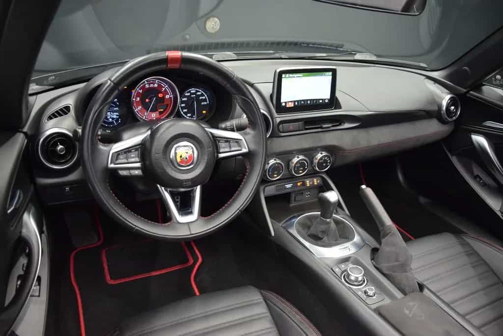 Abarth 124 Spider Turismo Leder Bose PDC Radio+ 10/2016-photo-19