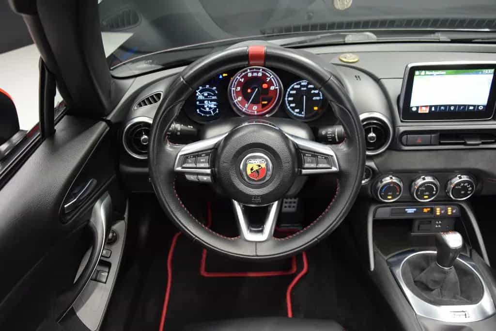 Abarth 124 Spider Turismo Leder Bose PDC Radio+ 10/2016-photo-20