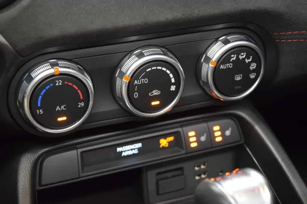 Abarth 124 Spider Turismo Leder Bose PDC Radio+ 10/2016-photo-23