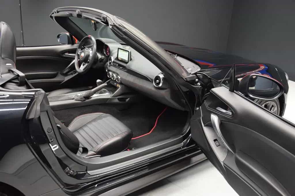 Abarth 124 Spider Turismo Leder Bose PDC Radio+ 10/2016-photo-26