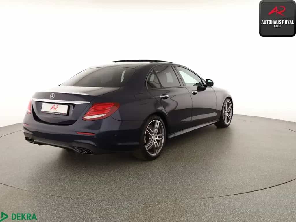 Mercedes-Benz E-Class 43 AMG 4M AIRMATIC,BURMESTER,360GRAD,MEMORY,SH 09/2019-photo-4