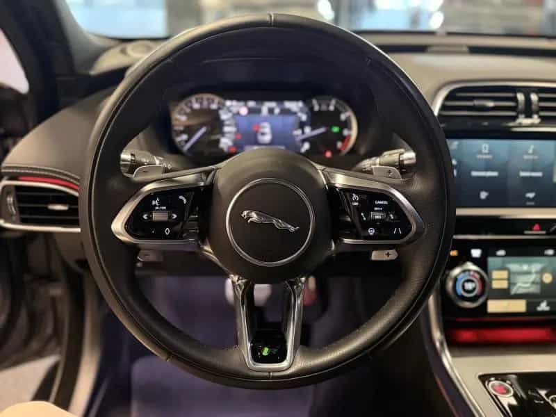 Jaguar XE R DYNAMIC P300 AWD 07/2022-photo-10