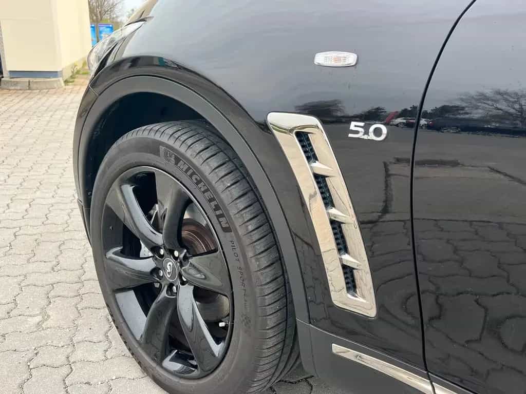 Infiniti QX70 5.0 S Premium*ACC*BOSE*GSSD*360°*21"*TOP 05/2015-photo-16