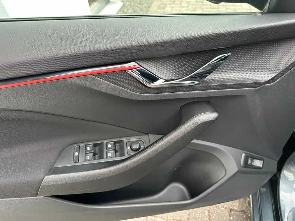 Skoda Scala Ambition 09/2019-photo-10
