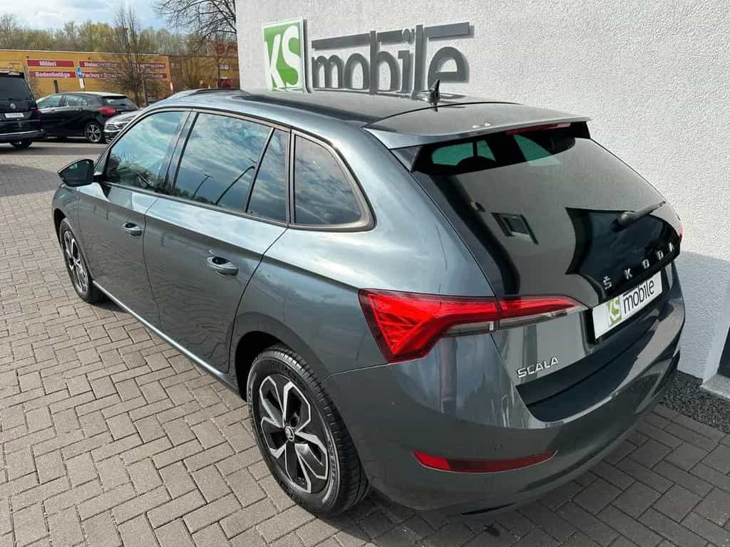 Skoda Scala Ambition 09/2019-photo-2