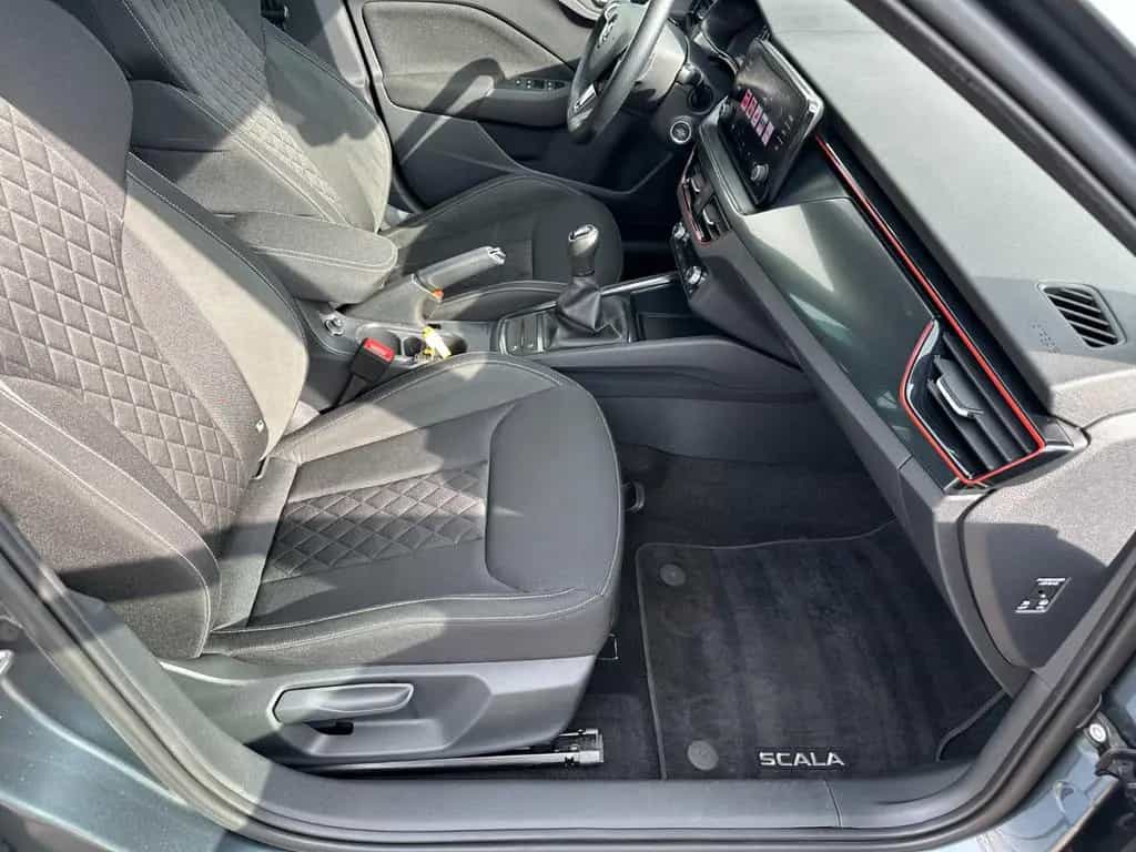 Skoda Scala Ambition 09/2019-photo-29