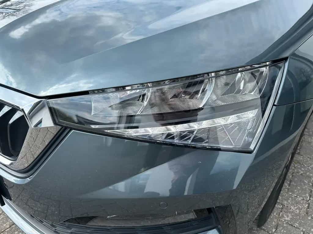 Skoda Scala Ambition 09/2019-photo-9