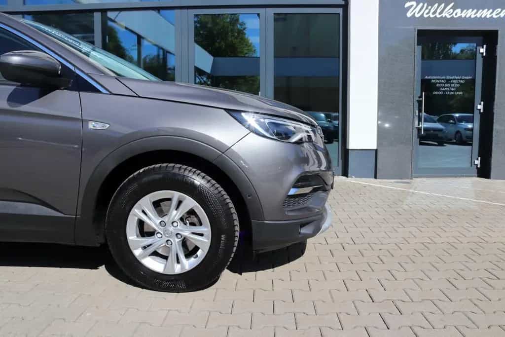 Opel Grandland (X) Innovation Navi SHZ 360° Klima LED 12/2020-photo-9