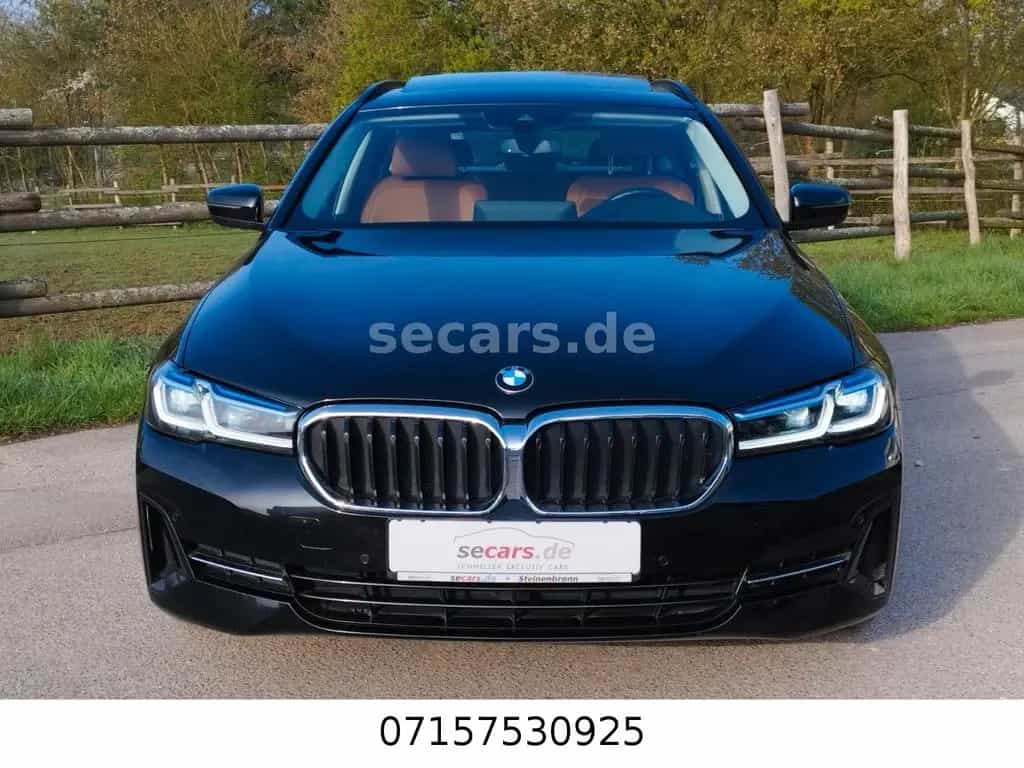 BMW 5 Series 520d Tou Laser LCPro KomfS Inno RFK HuD Pano 12/2020-photo-1