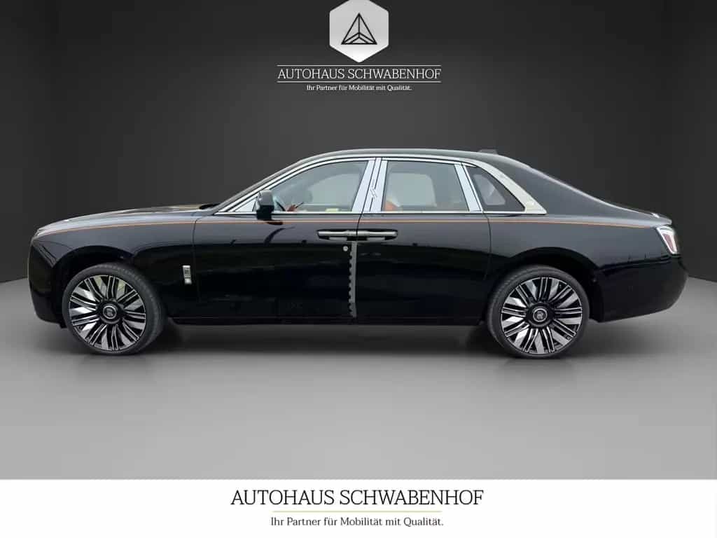 Rolls-Royce Ghost Series II / 2026 / On Stock / 5 SEAT null-photo-2