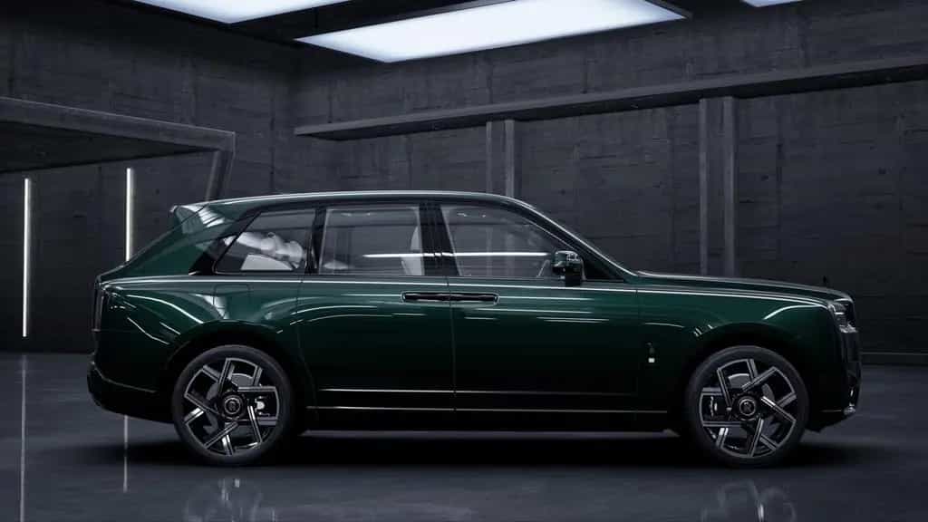 Rolls-Royce Cullinan BLACK BADGE | 2026 | 4 Seats | On Stock null-photo-4