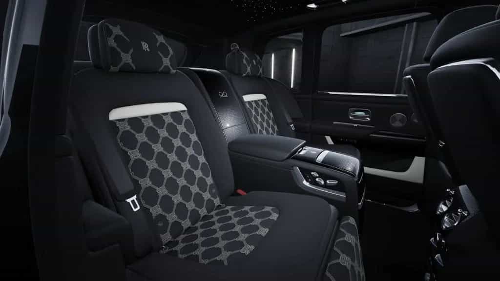 Rolls-Royce Cullinan BLACK BADGE | 2026 | 4 Seats | On Stock null-photo-6