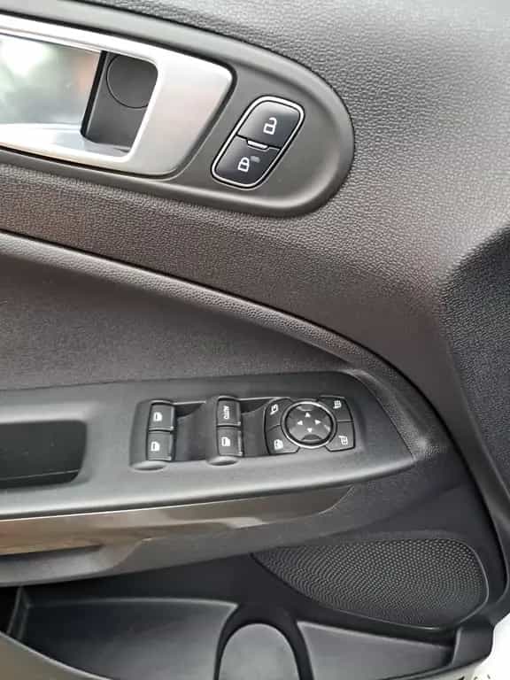 Ford EcoSport Trend 02/2018-photo-17