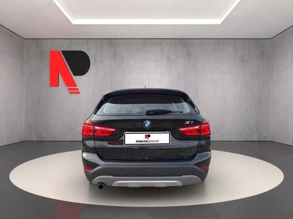 BMW X1 Bmw X1 sDrive18d xLine 04/2017-photo-7