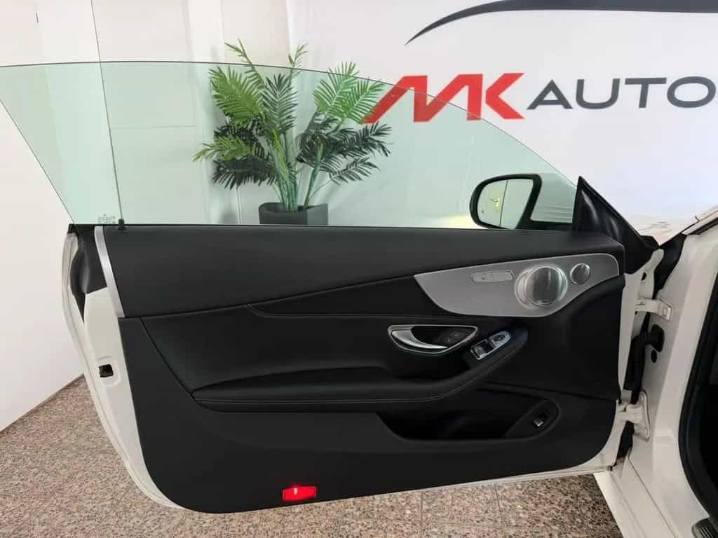 Mercedes-Benz C-Class 250 Coupe AMG Panorama Burmester Ambiente AHK 05/2017-photo-10