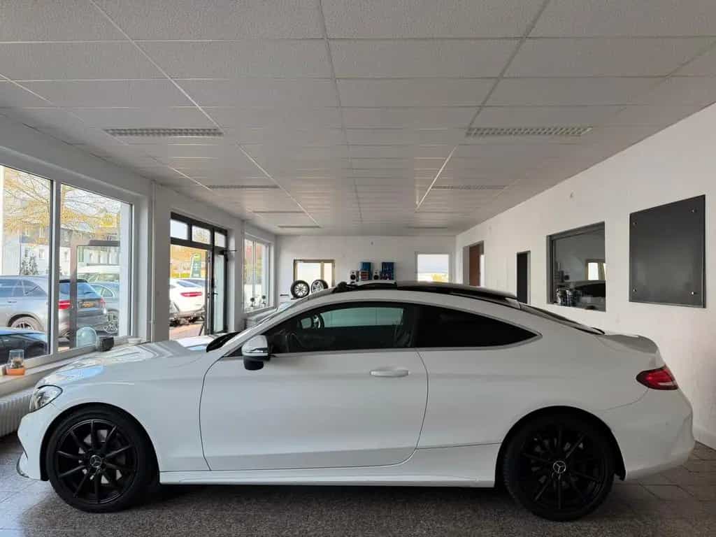 Mercedes-Benz C-Class 250 Coupe AMG Panorama Burmester Ambiente AHK 05/2017-photo-3