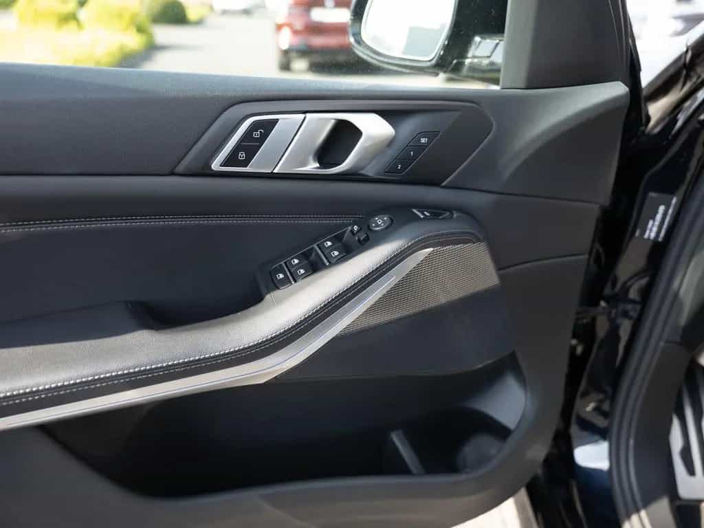 BMW X5 xDrive 30d M-Sport PANO AHK HUD LED STANDHZ 06/2019-photo-30