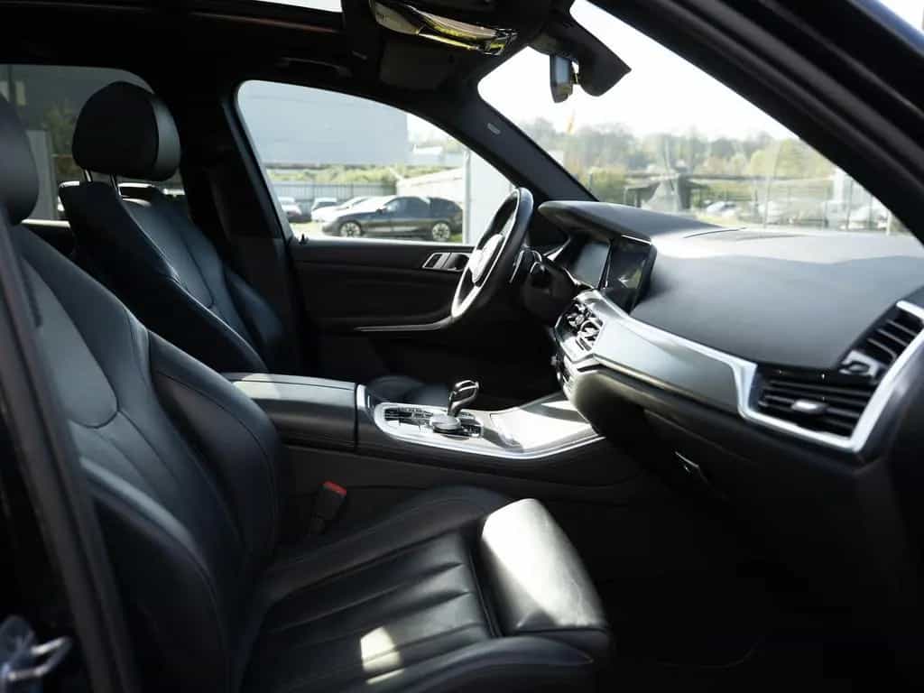 BMW X5 xDrive 30d M-Sport PANO AHK HUD LED STANDHZ 06/2019-photo-8