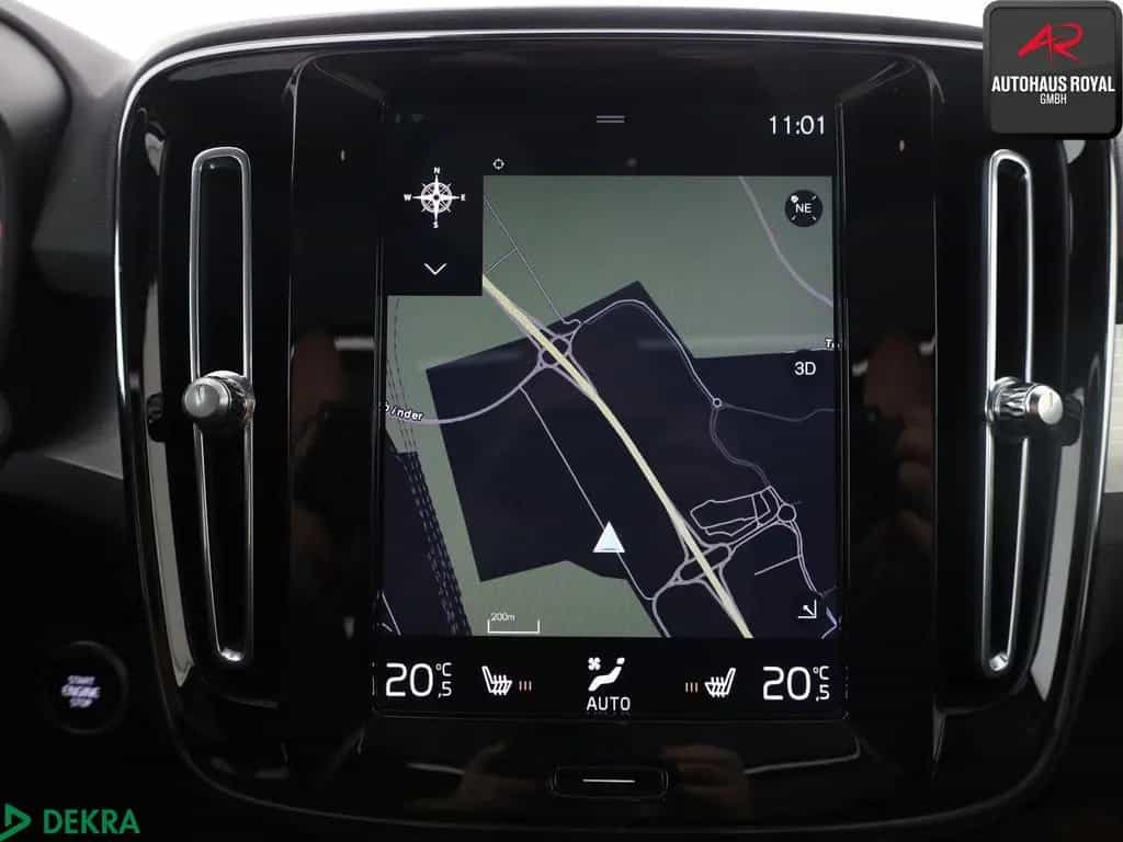Volvo XC 40 D3 AWD PANO,HARMAN/K,360GRAD,ACC,1.HD,SH 11/2018-photo-16