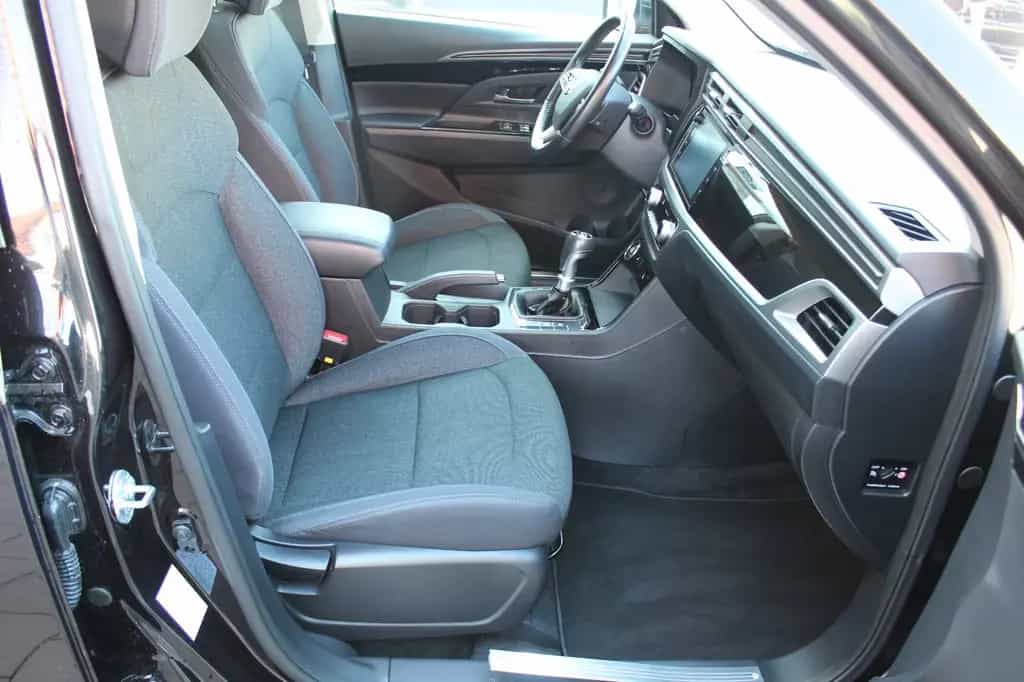 Ssangyong Korando 1.5 T-GDI Quartz 2WD RÜCKFAHRKAMERA,NAVI 02/2021-photo-9