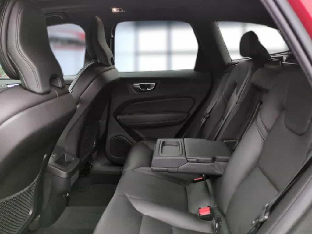 Volvo XC60 D4 Inscription 2WD Automatik Bluetooth Navi 02/2020-photo-18