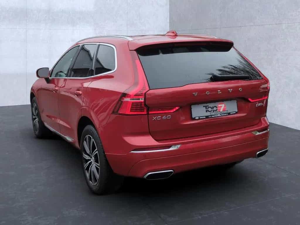 Volvo XC60 D4 Inscription 2WD Automatik Bluetooth Navi 02/2020-photo-2