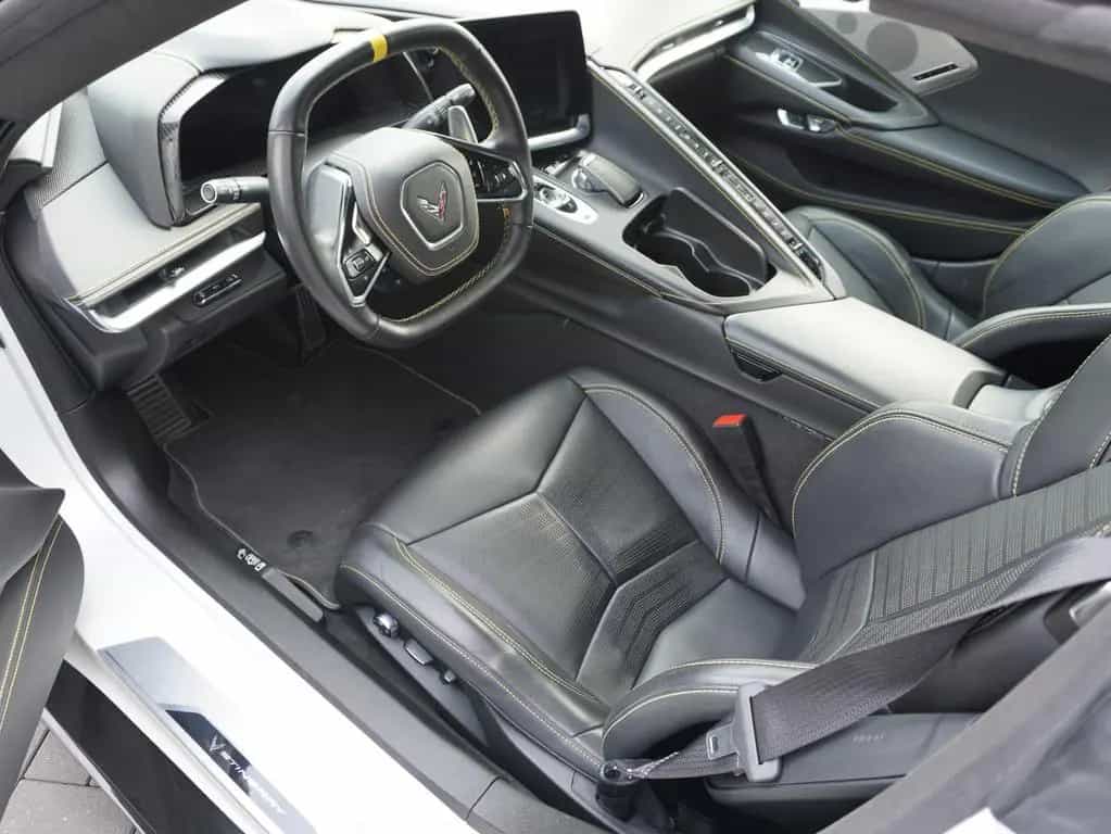 Corvette C8 Cabriolet Stingray 3 LT *Full Body Kit* 03/2022-photo-13