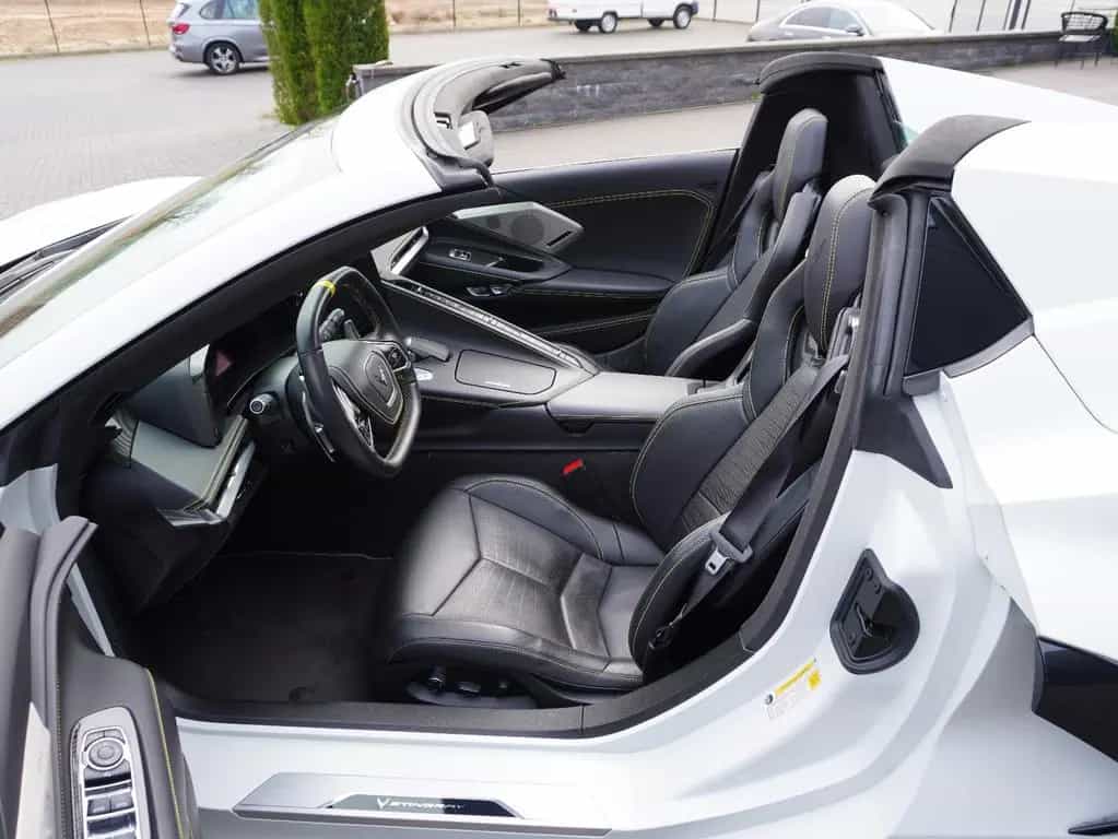 Corvette C8 Cabriolet Stingray 3 LT *Full Body Kit* 03/2022-photo-17