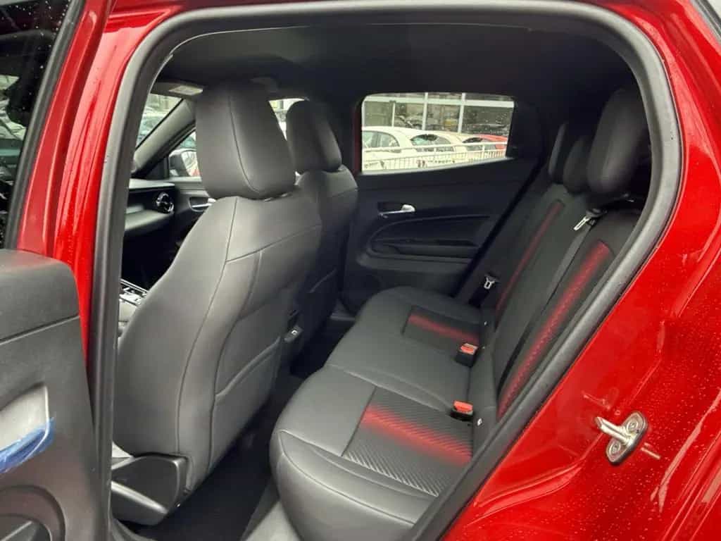Alfa Romeo Junior 1.2 VGT Mild Hybrid Speciale +Tech Paket 03/2026-photo-15