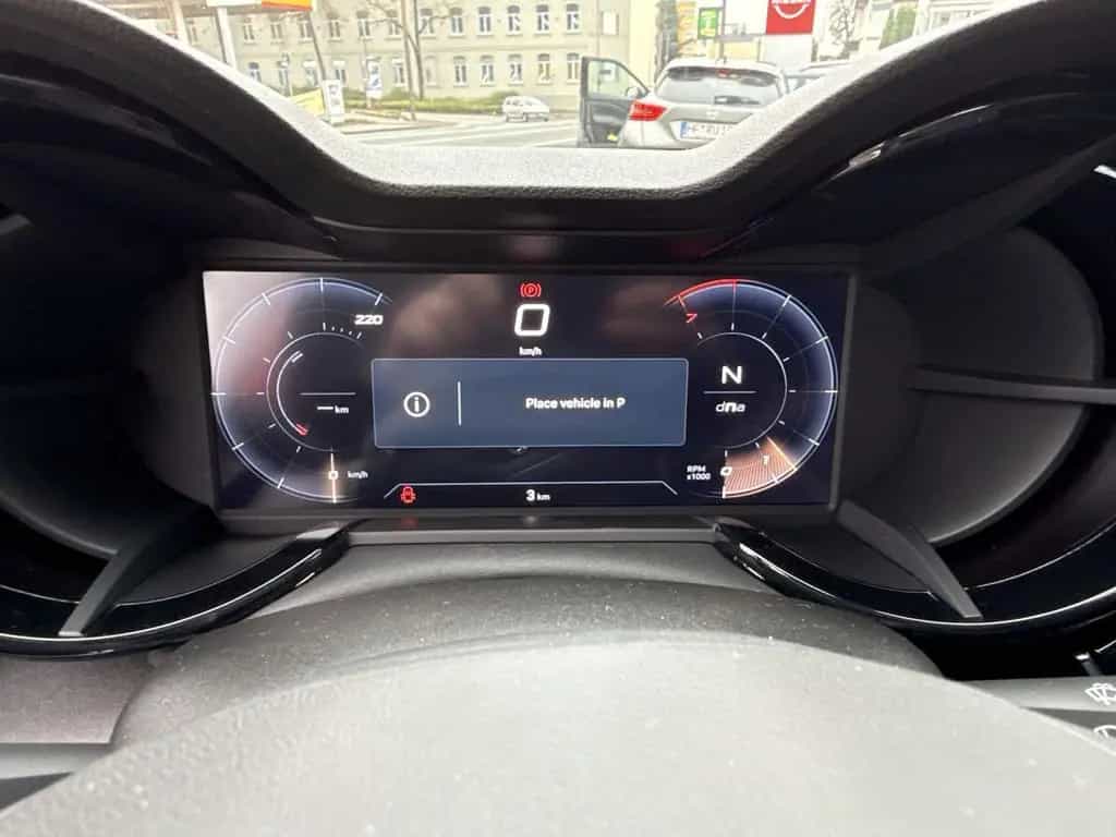 Alfa Romeo Junior 1.2 VGT Mild Hybrid Speciale +Tech Paket 03/2026-photo-16