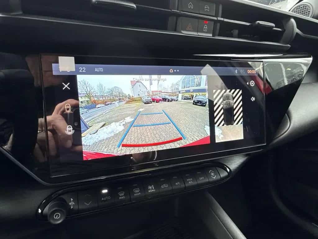 Alfa Romeo Junior 1.2 VGT Mild Hybrid Speciale +Tech Paket 03/2026-photo-17