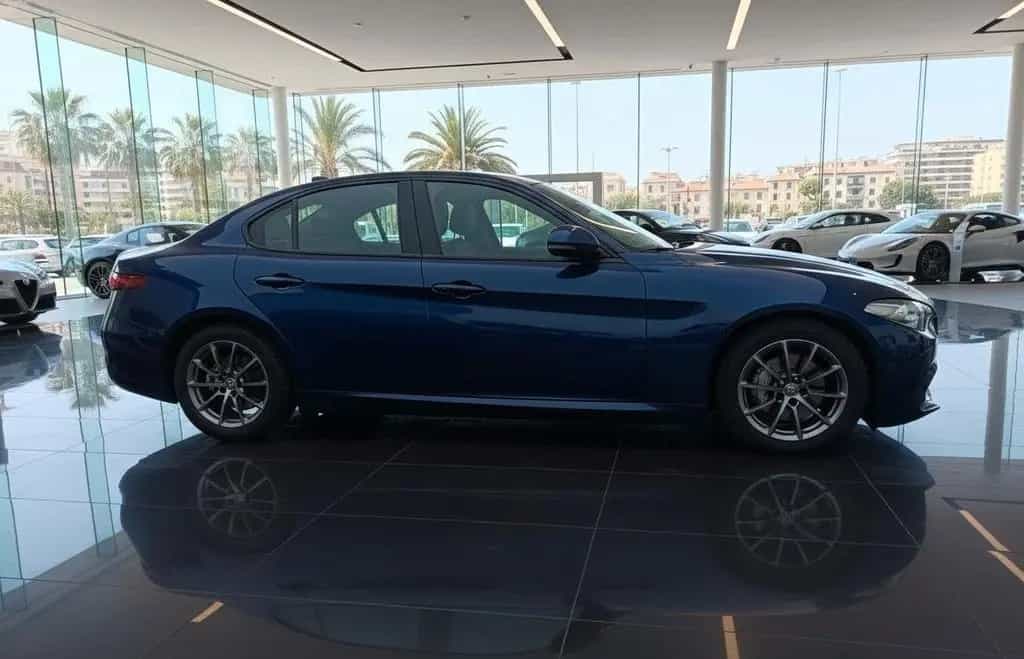 Alfa Romeo Giulia 2.2 Turbodiesel 190 CV AT8 Exe 02/2019-photo-1