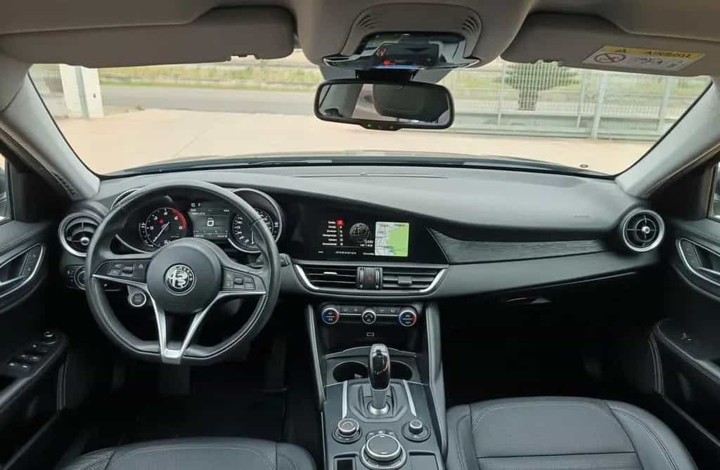 Alfa Romeo Giulia 2.2 Turbodiesel 190 CV AT8 Exe 02/2019-photo-6