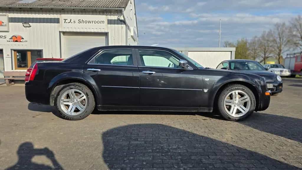 Chrysler 300C 3,0 V6 CRD, 1. Hand! Scheckheftgepflegt! 09/2008-photo-8