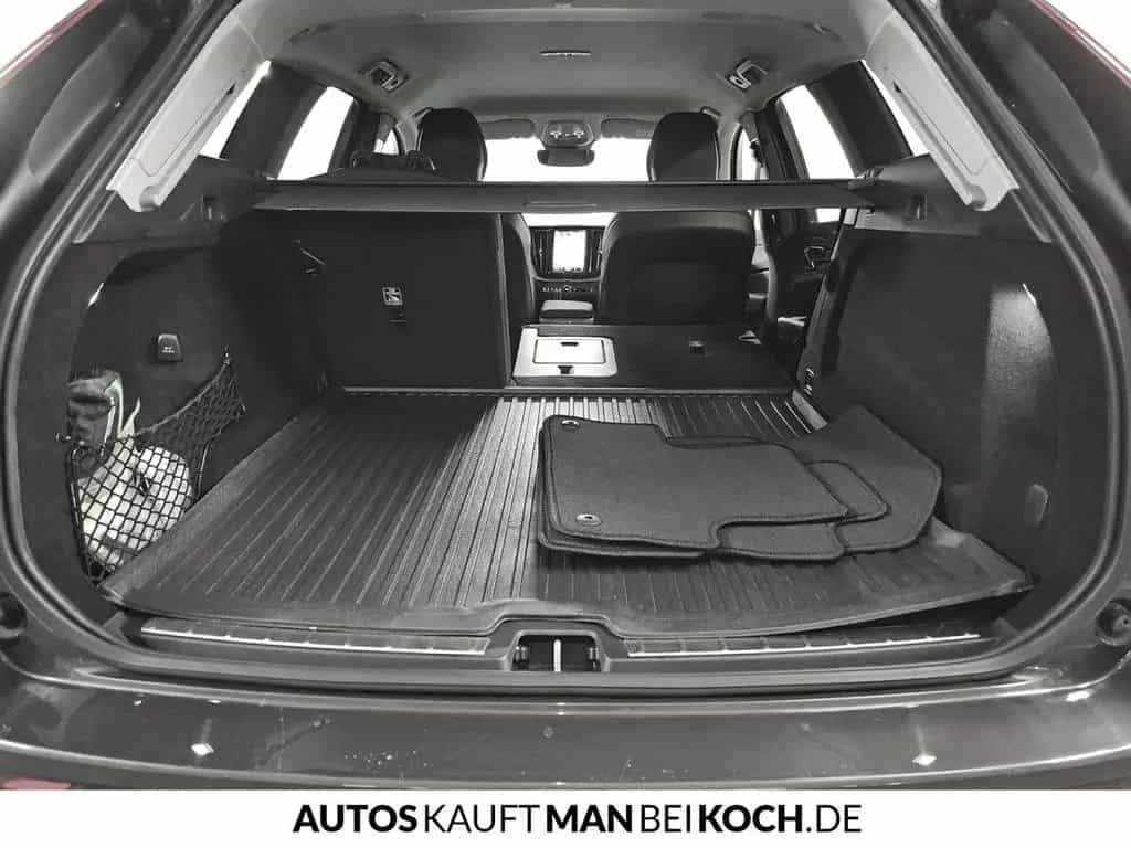 Volvo XC60 B4 D Plus Dark ACC BLIS V-LED 4xSHz MEM HK 02/2024-photo-15